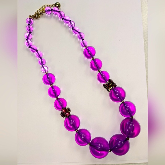 Kate Spade Chunky Purple LUCITE & Crystal Necklace Like New - Picture 3 of 12
